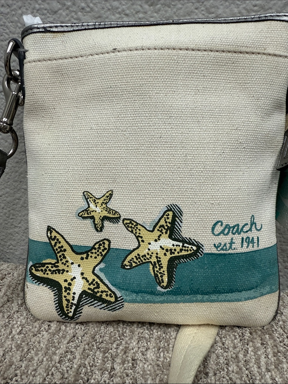 Coach Cream Canvas Crossbody with Teal Starfish Motif - Picture 3 of 11
